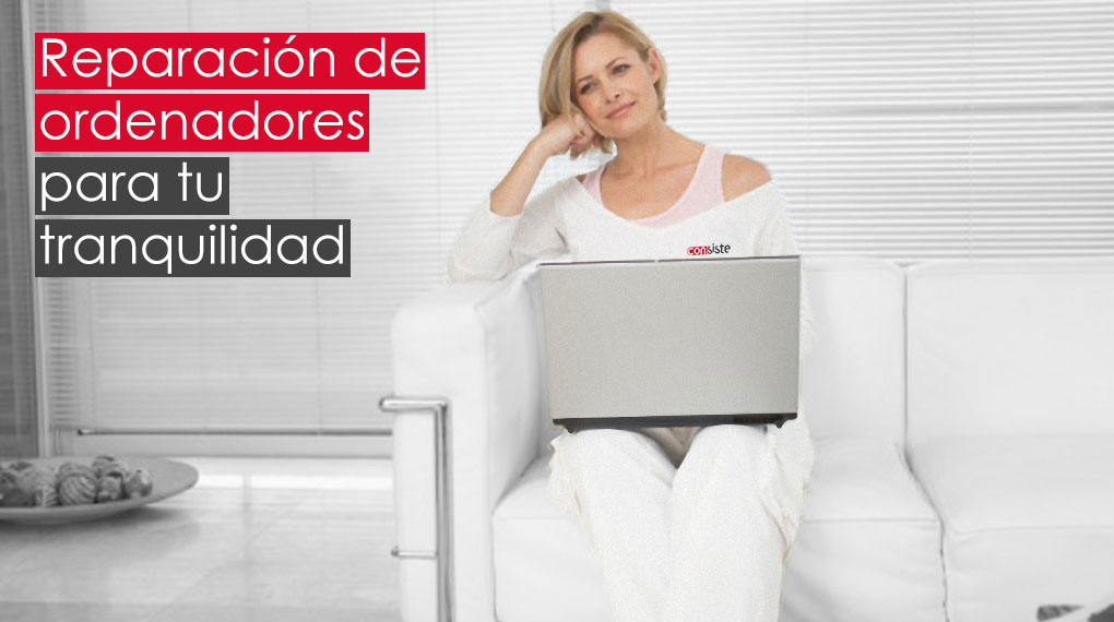 Reparacion de Ordenadores para su tranquilidad Una mujer sentada en un sofá. Reparacion de Ordenadores para su tranquilidad